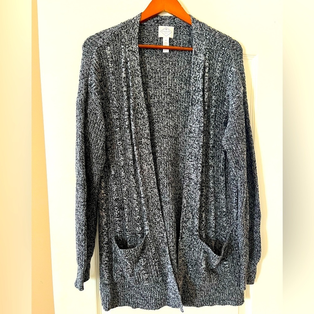 St. John’s Bay Charcoal long Knit Open Cardigan Women’s Size Medium - Picture 1 of 15